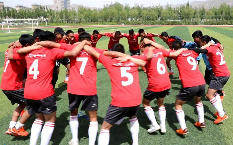 网球拍什么情况换底板好